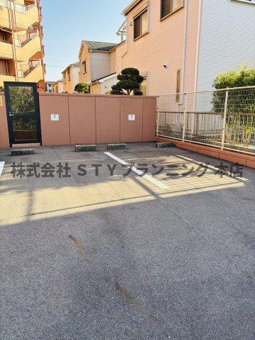 仲介手数料0円！ライオンズマンション高針台の駐車場