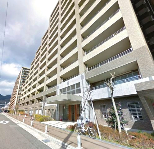 エルヴェール神戸本山アーバンライフのエントランス