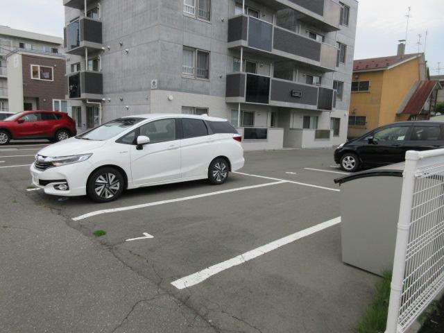 Starlitの駐車場