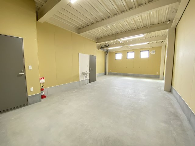 善進本町４３２ＧＩＭＵＣＯのロビー|１階倉庫の写真です。
写真は同タイプ物件の写真です。