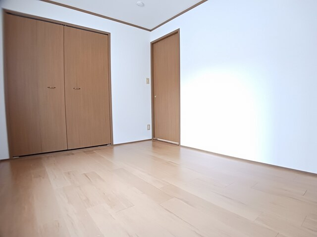 フレンドリー大野の洋室