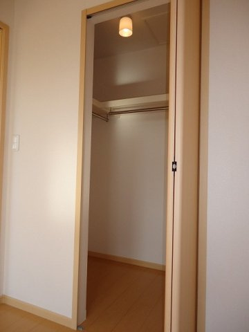 コートアイリスＢの収納