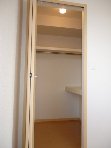 コートアイリスＢの収納
