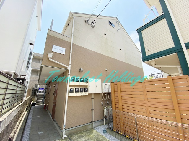 茅ヶ崎市東海岸南１丁目のアパート