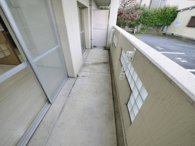 まあぁろ～マンションのバルコニー