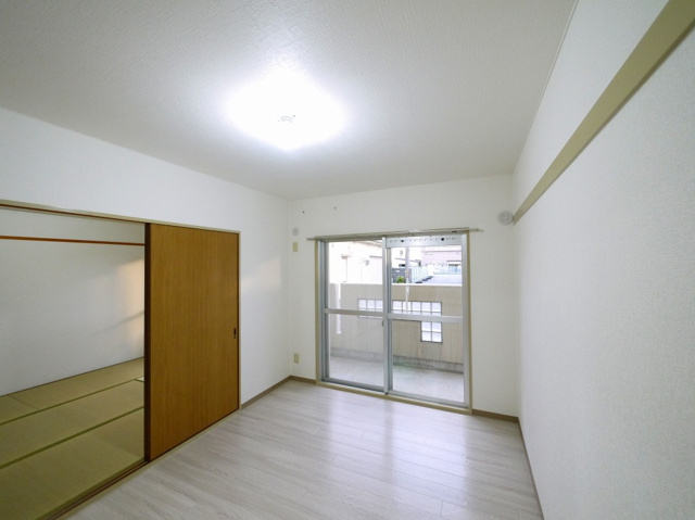 まあぁろ～マンションの洋室