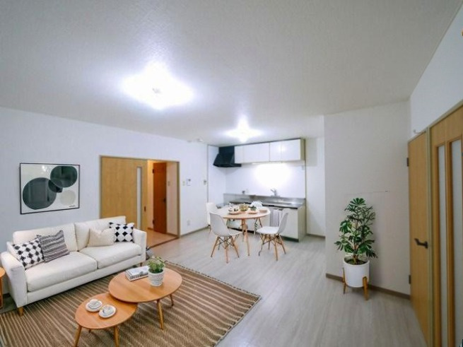 まあぁろ～マンションの居間・リビング|CGで家具等を配置したもので家具等は含まれません