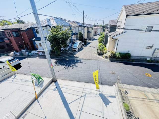 松戸市和名ケ谷新築戸建の展望|バルコニーより道路側眺望・南道路で日当たり良好♪