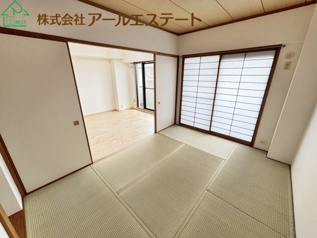 ロイヤルシャトー手柄南　　中古マンションの和室