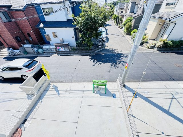松戸市和名ケ谷新築戸建の展望|バルコニーより道路側眺望・南道路で日当たり良好♪
