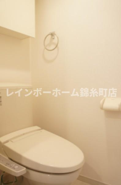 リブリ・ココシャンブルのトイレ|同背施工物件参照