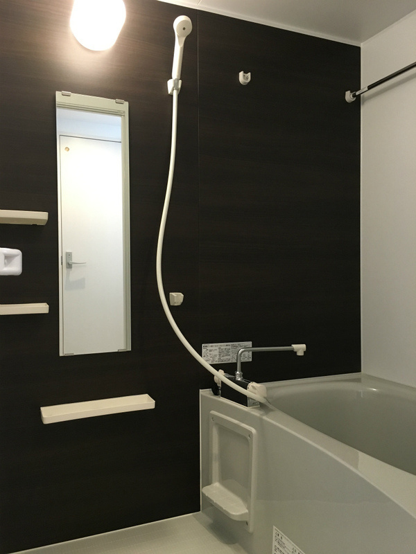 リブリ・HANYUの浴室