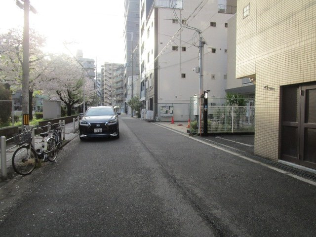 大阪市浪速区敷津西１丁目のビルの周辺