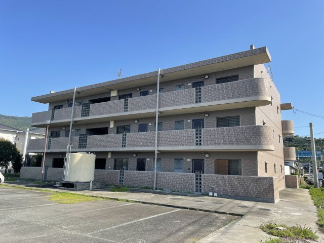 カーサウエムラⅢ