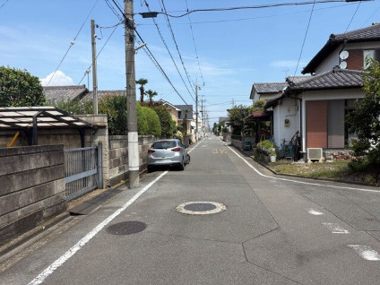 クレイドルガーデン前橋市大利根町第２　1号棟の前面道路含む現地写真|前面道路6Ｍで車の出し入れも楽々です♪