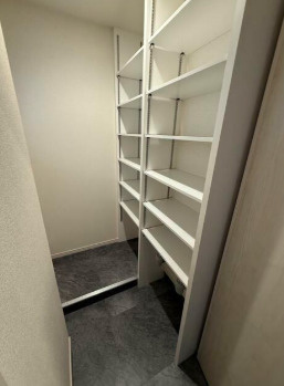 【玄関】 | ヴェルセ用賀 | ゆったりとした玄関です