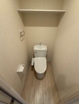 【トイレ】 | ヴェルセ用賀 | シンプルで使いやすいトイレです