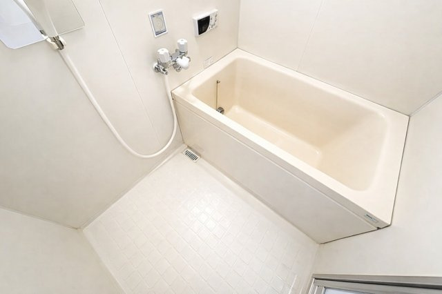 東京都江戸川区南葛西1棟収益売りマンション【サンライズ南葛西】　「満室稼働予定」「全戸３DK」「葛西臨海公園徒歩18分」の浴室