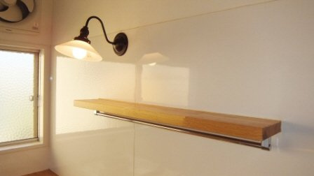 カネマタハイツのキッチン|キッチン上部の収納棚