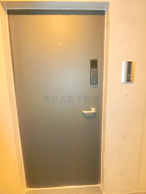 ZOOＭ蒲田EASTの玄関