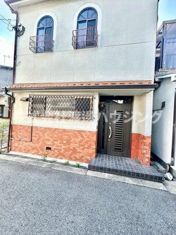 庄内栄町3丁目一戸建のエントランス