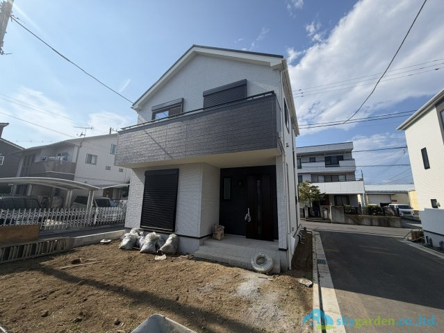 平塚市西真土　新築分譲住宅　全16区画A号棟