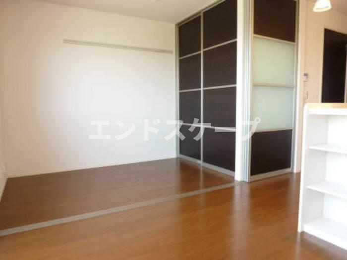 オルタシア カツラの居間・リビング|高崎、前橋、伊勢崎エリアのお部屋探しはエンドスケープまで！お客様の理想お聞かせ下さい♪