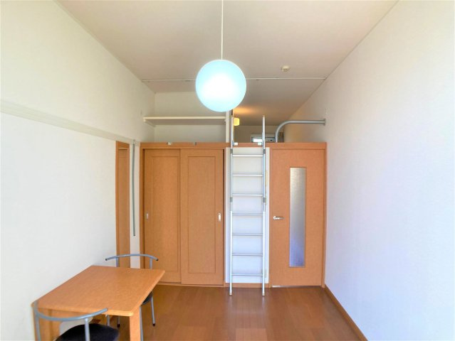 【寝室】 | 設備・仕様は号室により異なる為、現況を優先致します。