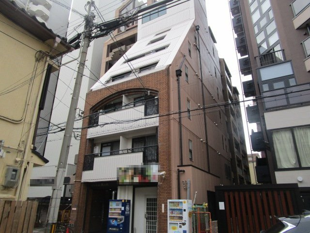 大阪市中央区島之内２丁目のホテルの外観