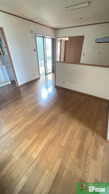 メゾネット小島の居間・リビング