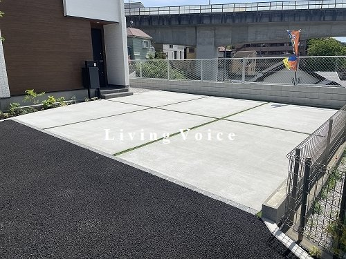 【仲介手数料０円】座間市南栗原3丁目　新築一戸建ての駐車場|座間市南栗原3丁目　新築一戸建て