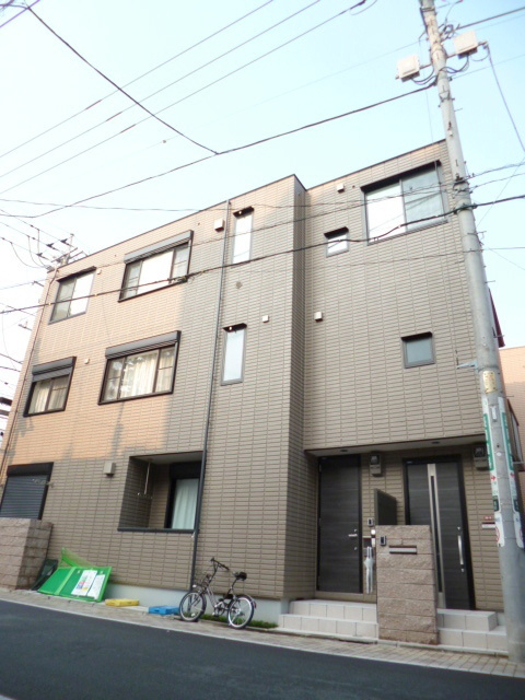 ＫＤハウスのエントランス|★耐震・耐火性に優れた旭化成へーベルメゾン★