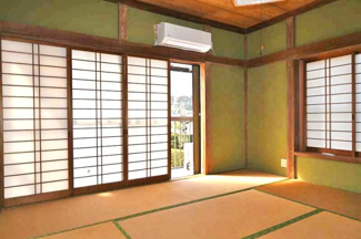 【和室】 | 長生郡一宮町東浪見　中古戸建 | 敷地496坪 2階は増築 フリースペース約45.5帖 ドックラン・家庭菜園が可能ですウッドデッキ付き