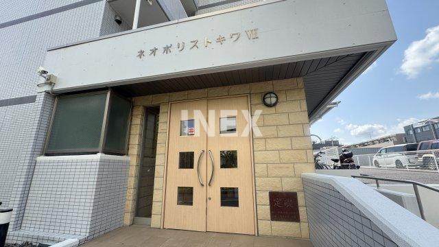 横浜市戸塚区品濃町の賃貸マンションのエントランス
