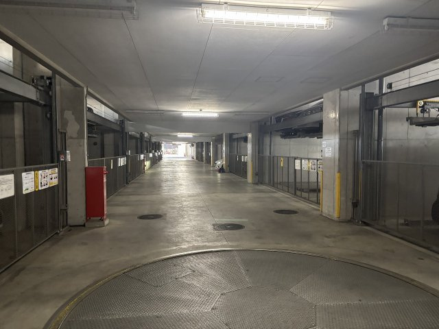 【駐車場】 | ライオンズヴィアーレ横濱ベイ壱番館 | 駐車スペースもあります