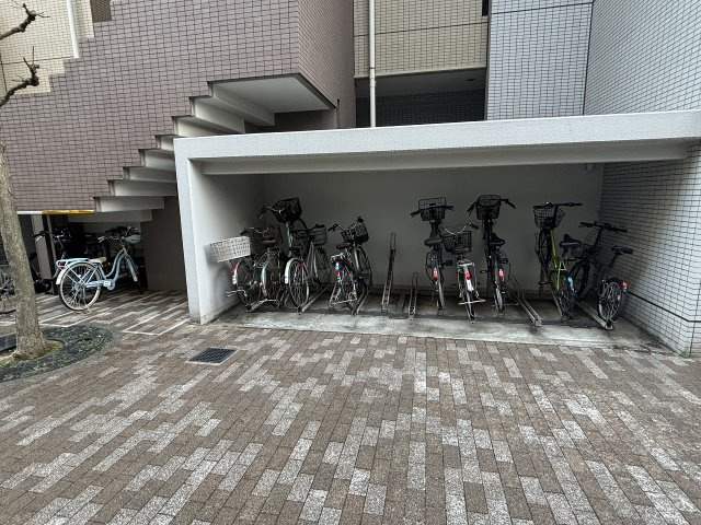 【駐輪場】 | ライオンズヴィアーレ横濱ベイ壱番館