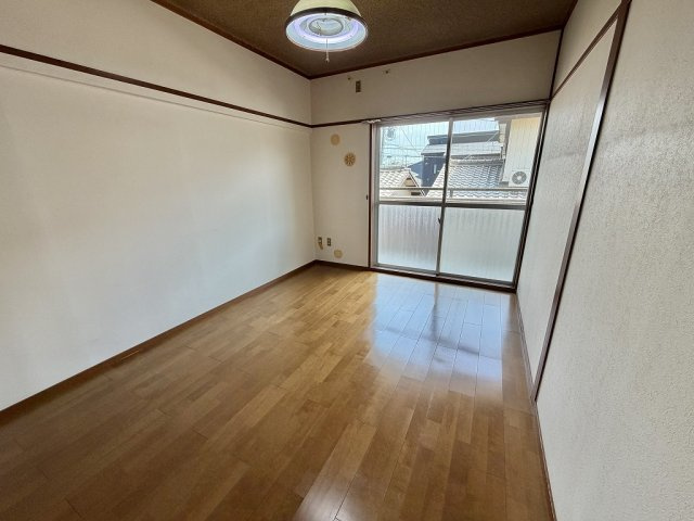 寿ゞやマンション小牧の洋室|個人の部屋や寝室として使える洋室です
