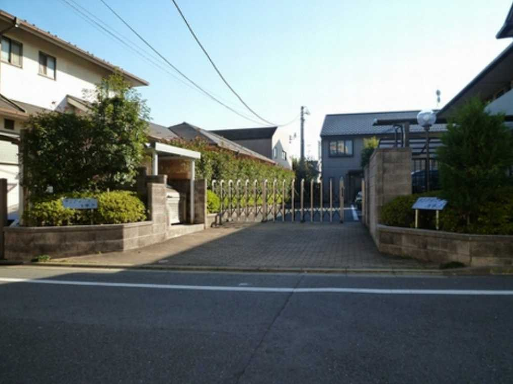 SOPHIA井草　ネット無料　南向き　シャーメゾンのエントランス