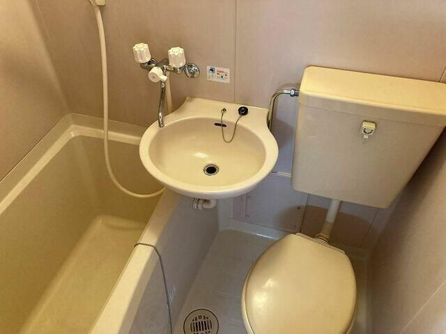 メゾン井上の浴室