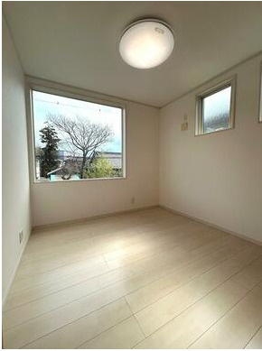 野田市蕃昌　中古戸建　平成29年築の洋室