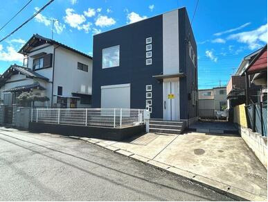 野田市蕃昌　中古戸建　平成29年築の前面道路含む現地写真