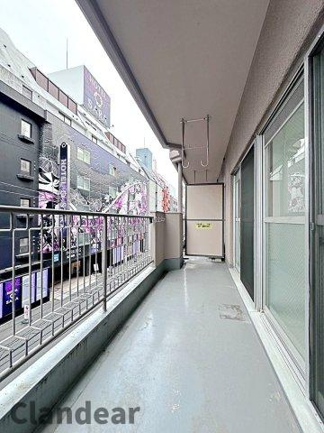 ドルミ錦糸町大興ビルのバルコニー|ドキドキの新生活も、安心してスタート。ぴったりの住まいを見つけませんか？クランディアが一緒に住まい選びをサポートします‼　まずは、お気軽にお問合せください　＃クランディア