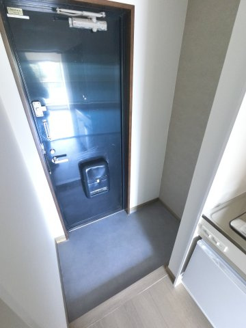 ハイツユニティの玄関