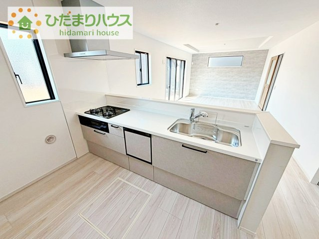 【キッチン】 | 取手市ゆめみ野5期　新築戸建　2号棟 | 料理をしながらでも、ご家族との会話を楽しめる対面式キッチン♪