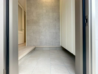 【玄関】 | 箕面市萱野1丁目貸家