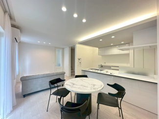 【居間・リビング】 | 箕面市萱野1丁目貸家