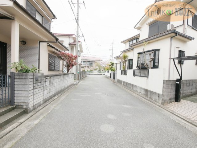 【前面道路含む現地写真】 | 加古川市平岡町土山　中古戸建