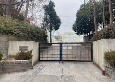 たまプラーザ団地３街区６号棟のその他|美しが丘中学校