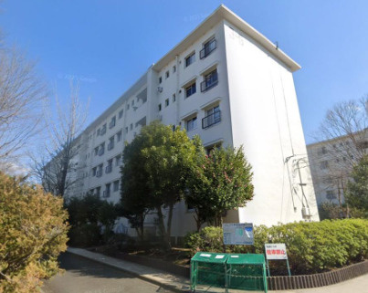 たまプラーザ団地３街区６号棟の外観|５階建ての外観です。最上階のお部屋です。