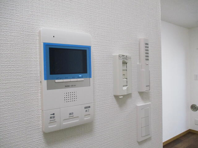 川崎市多摩区三田２丁目の賃貸マンションのセキュリティ|モニター付きオートロック